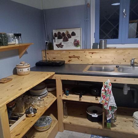 Studio D'Aqui Et D'Ailleurs Apartment แปร์ปินญอง ภายนอก รูปภาพ